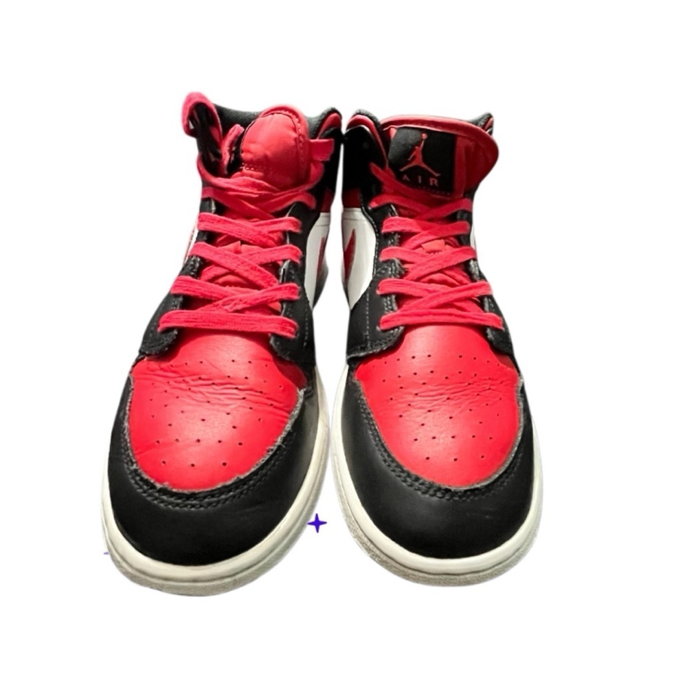 Nike Jordan 1s